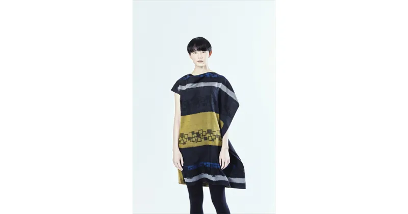 【ふるさと納税】【限定】STYLE＊MEISEN 四角重ね柄シルクワンピース（BLACK）/ M【ワンピース ワンピ 和柄 和の模様 和のデザイン 四角の連続模様 銘仙 栃木県 足利市 】